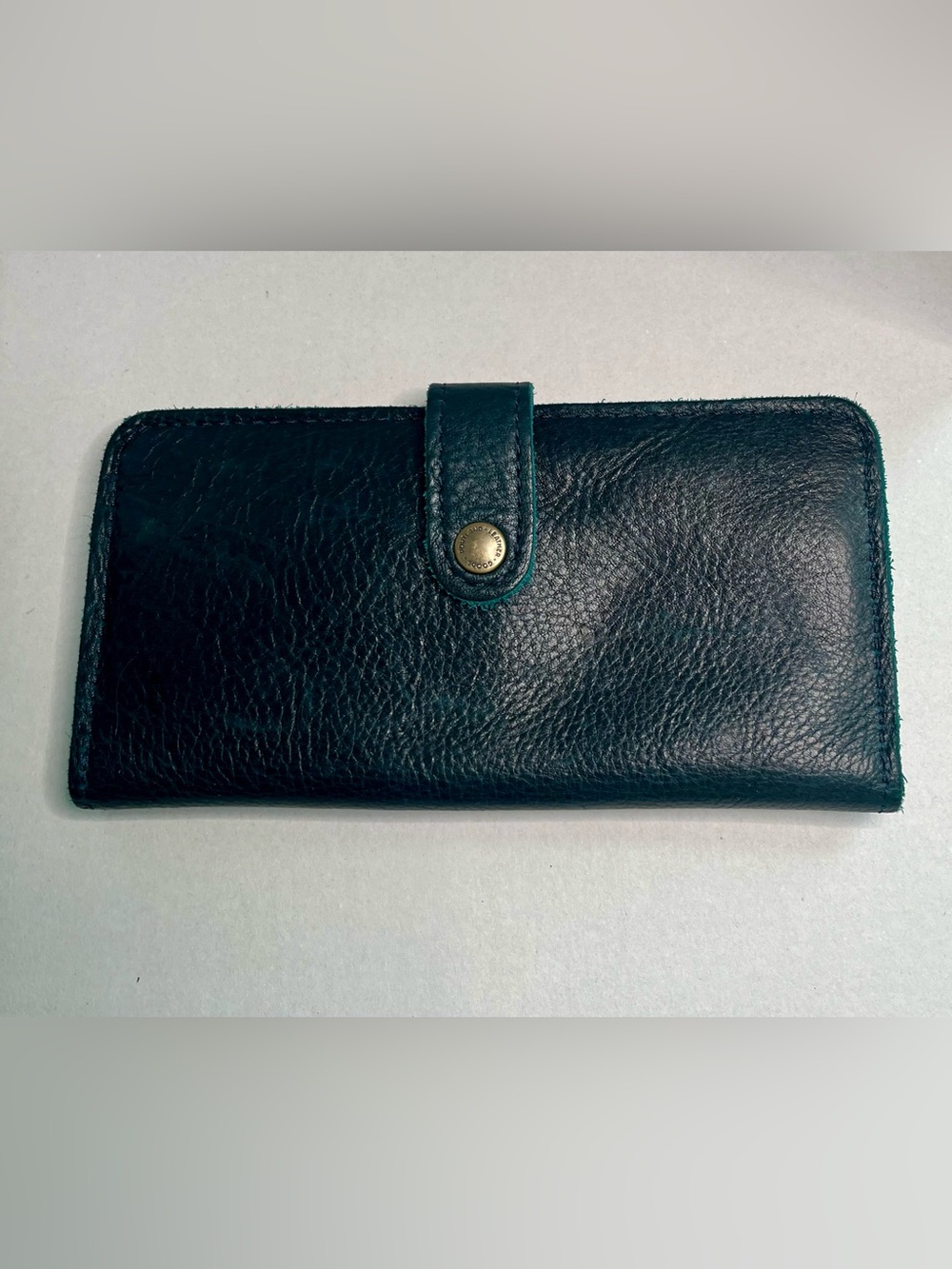 Portland Leather Bi Fold Wallet with Zipper Pocket- BOREAL